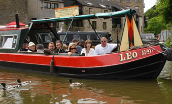 Skippered narrow boat trips from Skipton